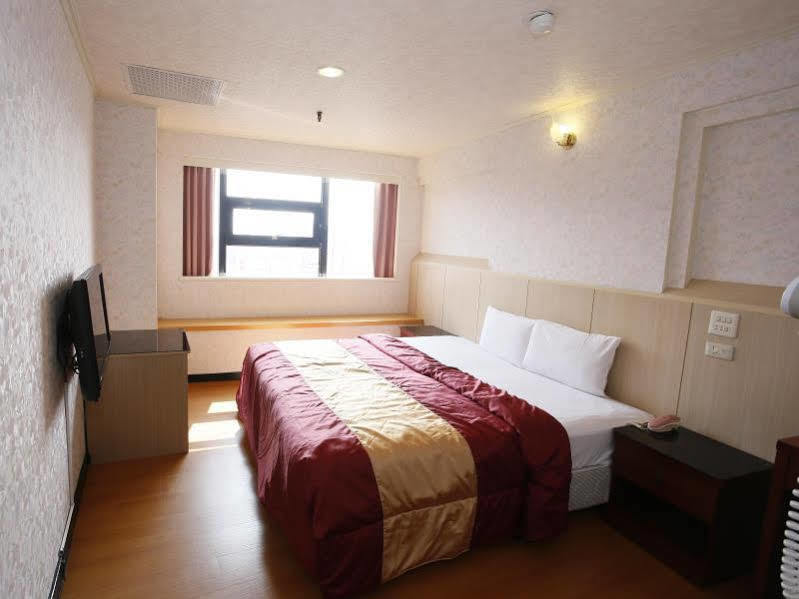 Lan Yin Tie Dao Hotel Tainan Eksteriør bilde