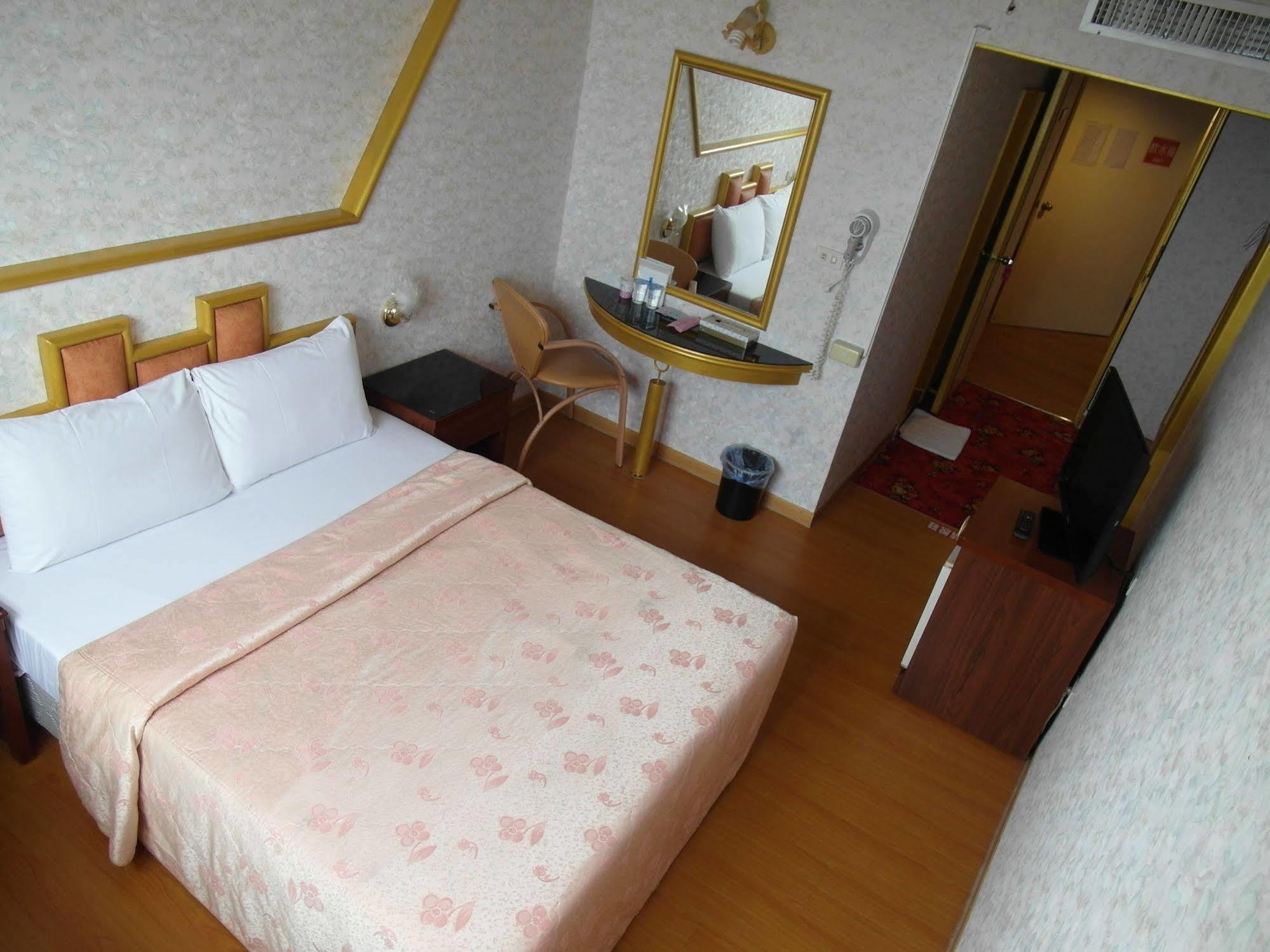 Lan Yin Tie Dao Hotel Tainan Eksteriør bilde